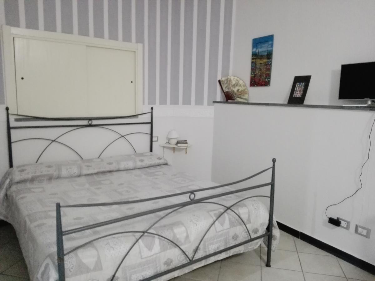 דירות ריומאג'ורה Sunset House מראה חיצוני תמונה