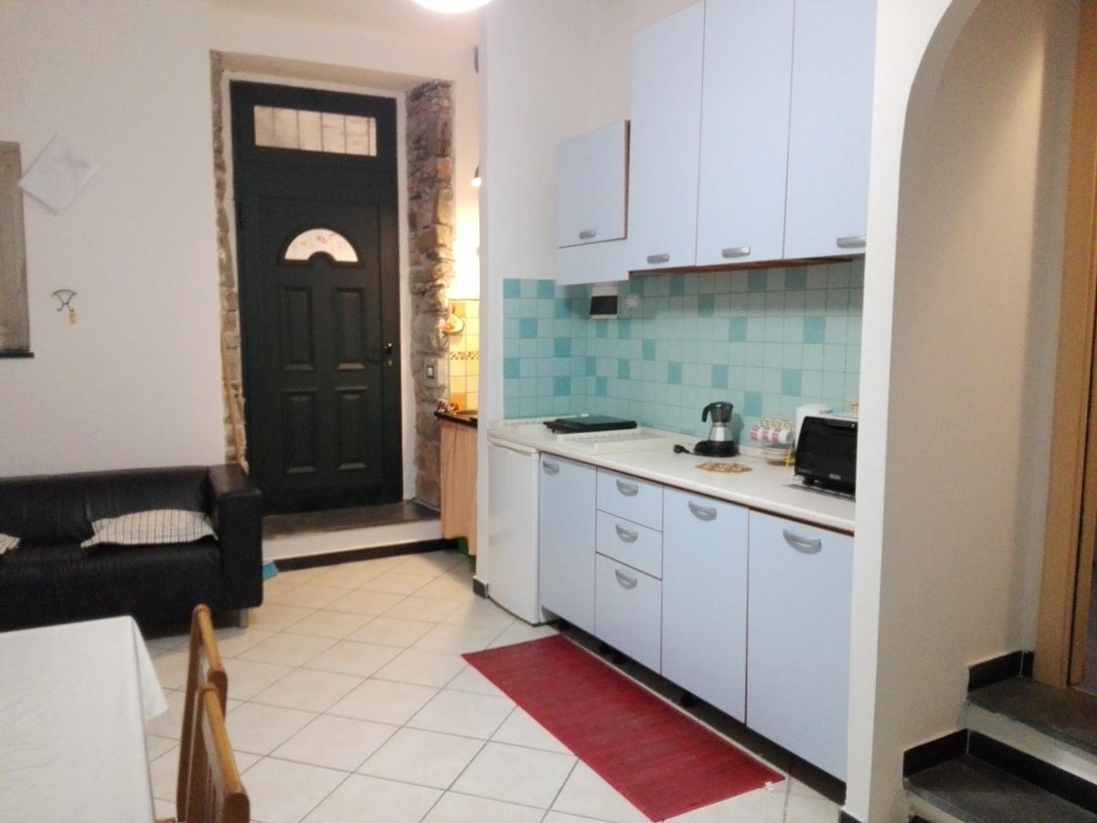דירות ריומאג'ורה Sunset House מראה חיצוני תמונה